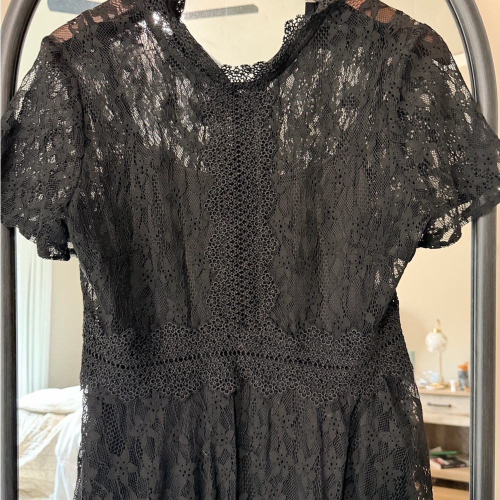 Lulu's Floral Lace Dress - Picture 5 of 7